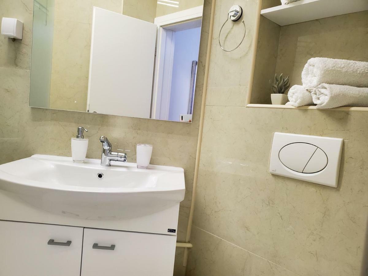 Mm Apartment Budva Buitenkant foto