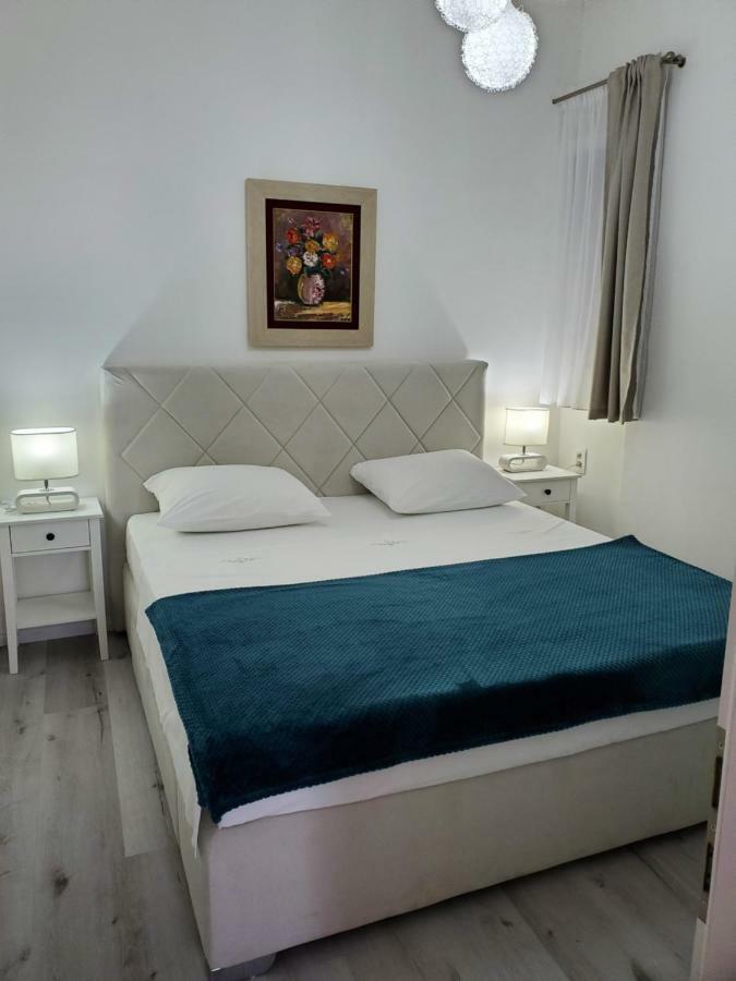 Mm Apartment Budva Buitenkant foto